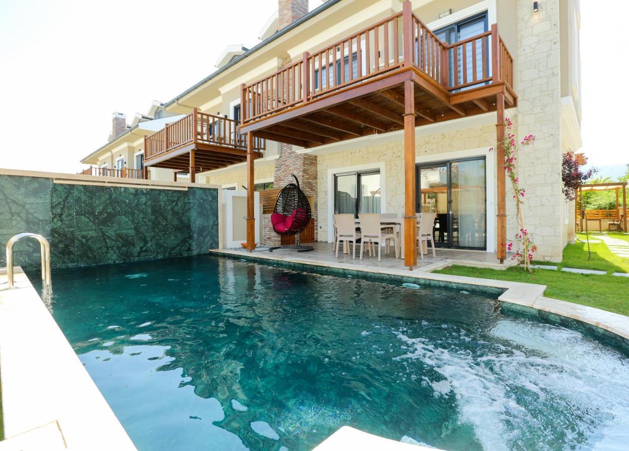 Villa Bianca ดาลยัน ภายนอก รูปภาพ
